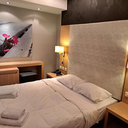 Nefeli Hotel Alimos Eksteriør billede