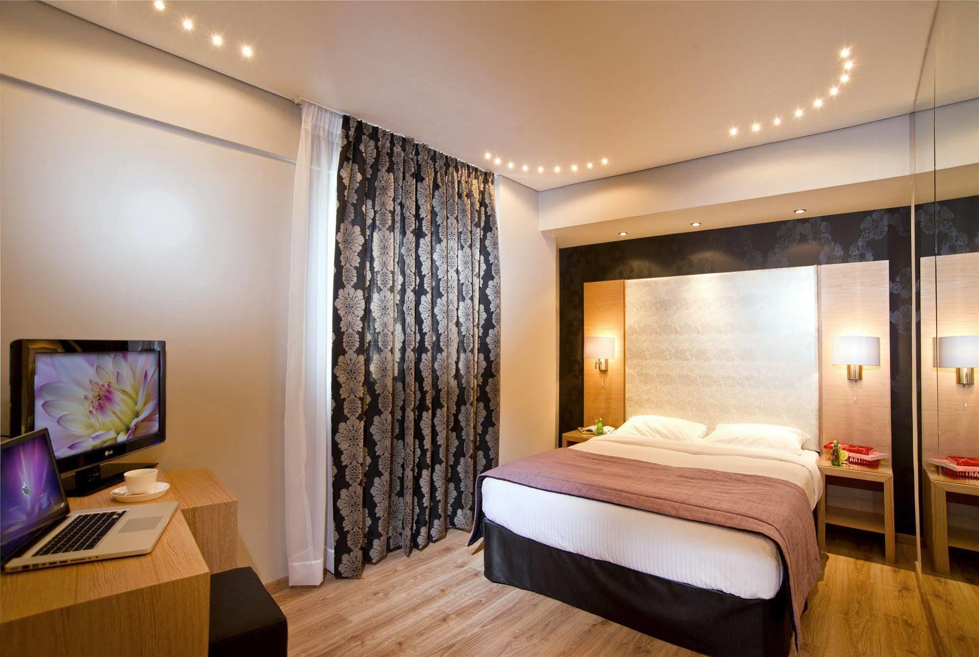 Nefeli Hotel Alimos Eksteriør billede