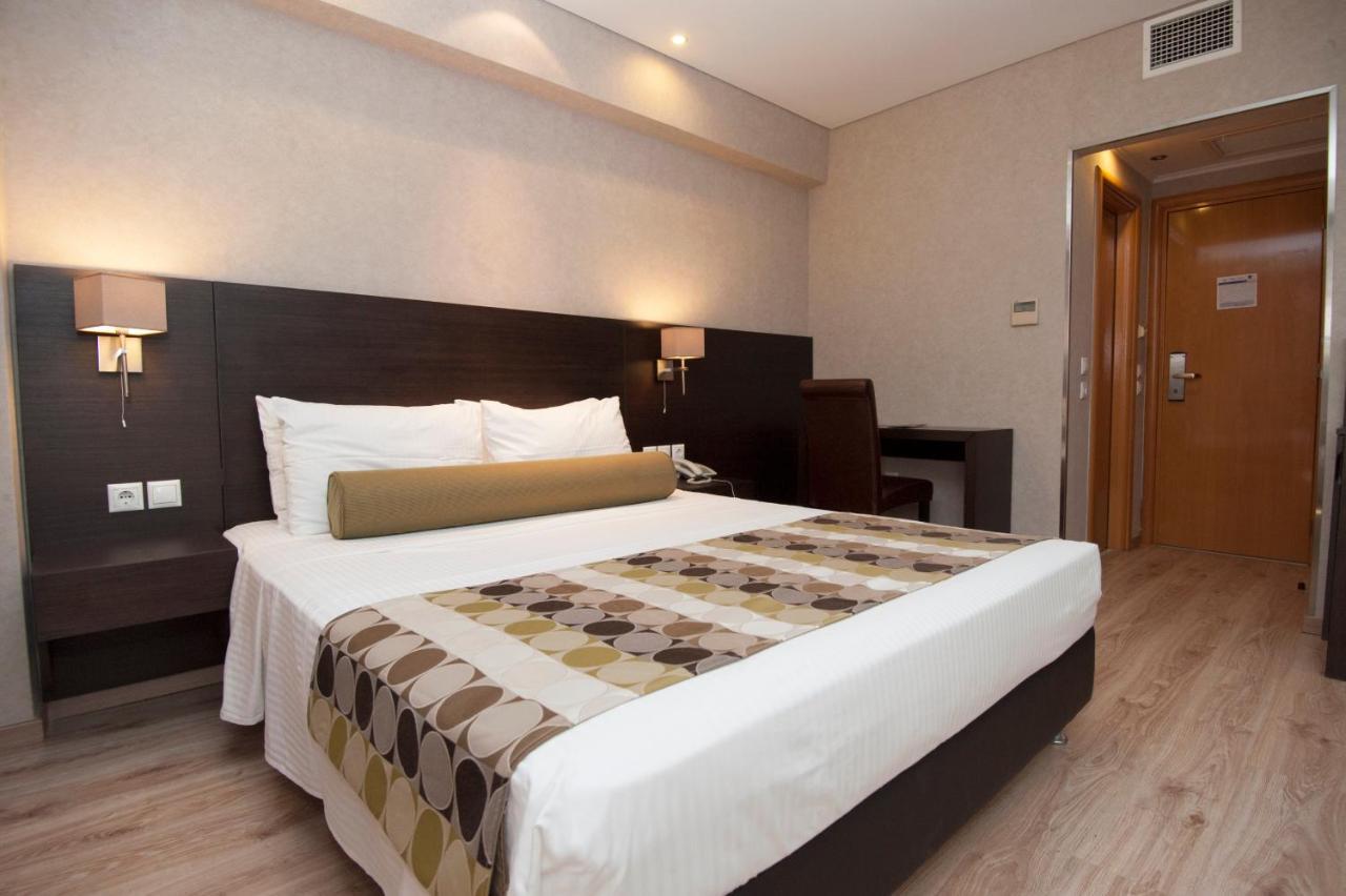 Nefeli Hotel Alimos Eksteriør billede